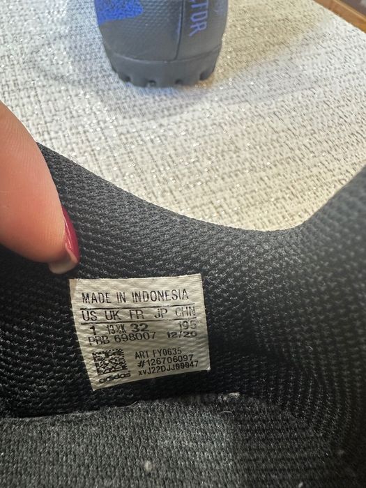 Стоножки Adidas размер 32, стелка 20 см