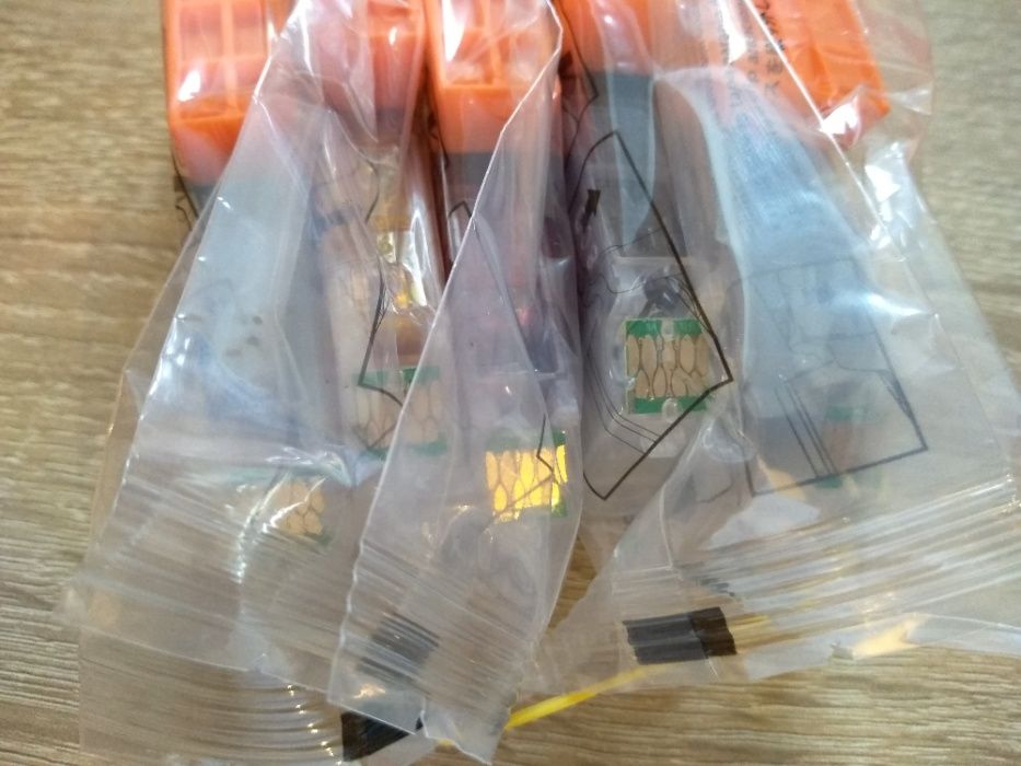 Комплект мастилници тонер мастило касети принтер Епсон Epson Е 33 XL