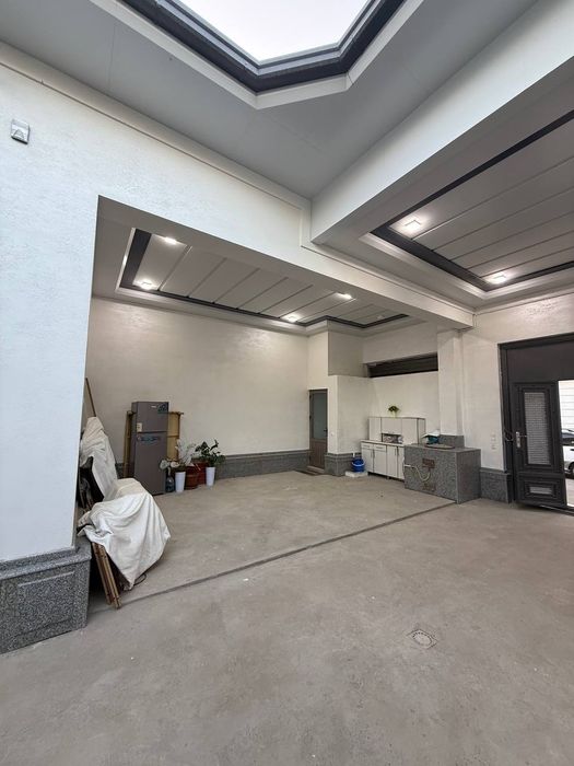 Uchaska sotiladi shayxontohur.koʻkcha koshona 2sotik.