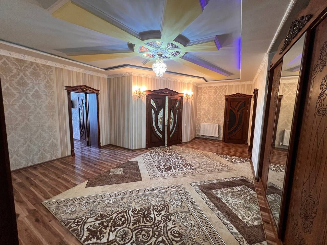 Продается 3 комнатная квартира