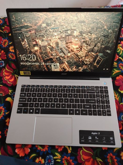 Acer Aspire3 kompyuter