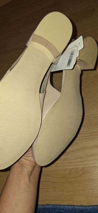 Нови обувки  Lasocki