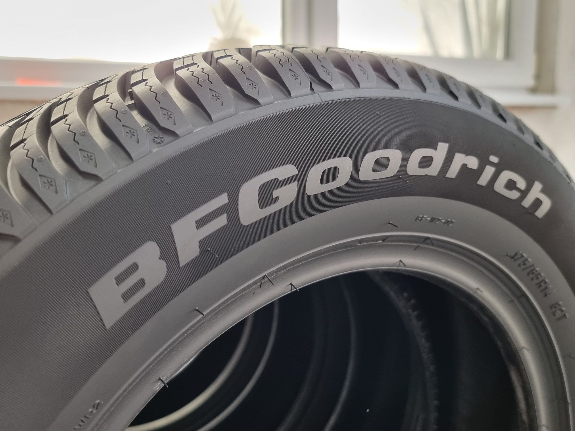175/65/14 BF Goodrich 4Броя: 240лв 7.5мм