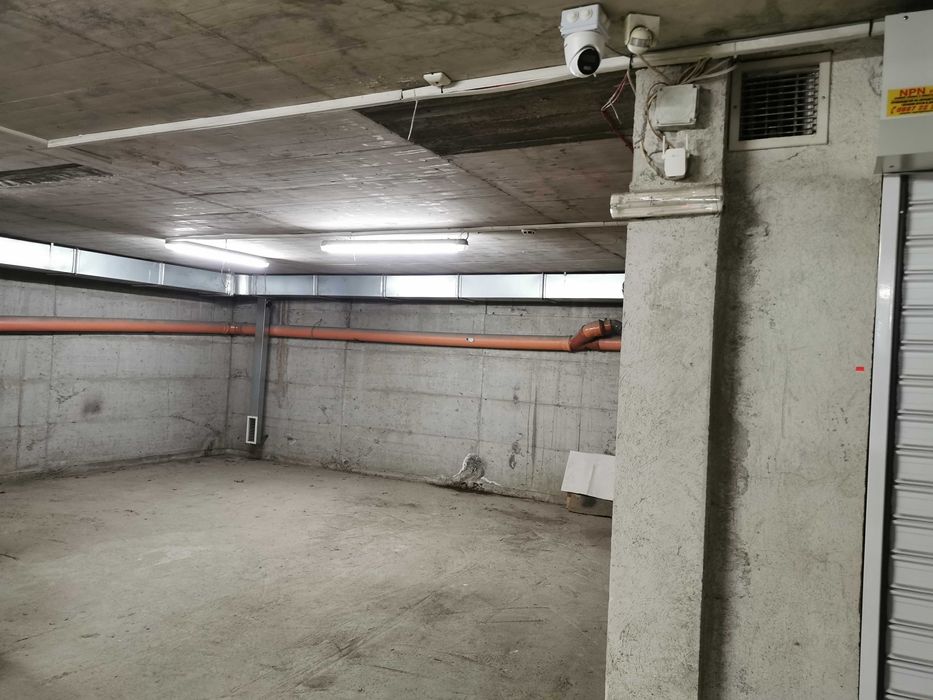 Паркоместа за мотоциклети / Motorcycle parking place