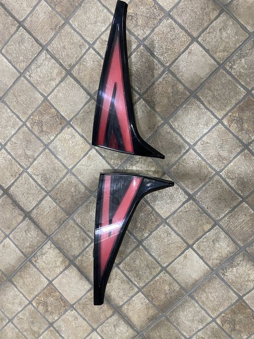 Kia Sportage передние и задние фары