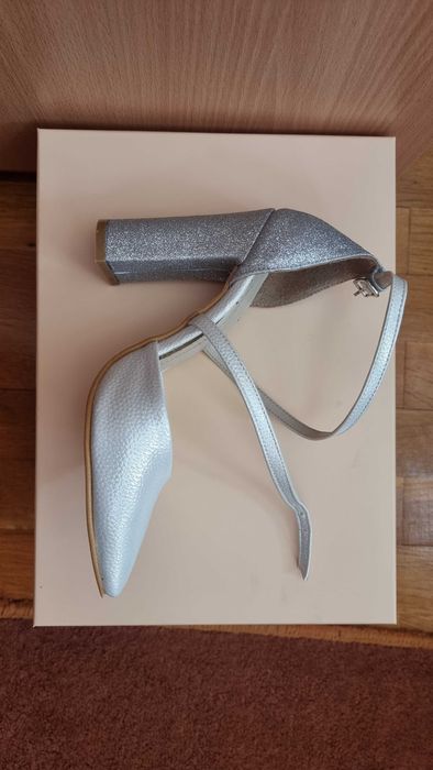 Подаръчни обувки