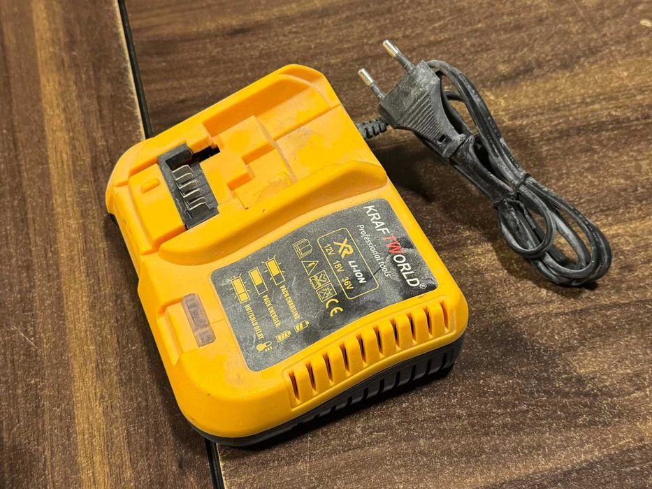 Лазерен Нивелир 3D с 16 линии 360° KrafT Royal + 2 батерии и зарядно