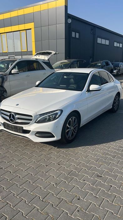 Dezmembram Mercedes Benz C220 w205 din 2014
