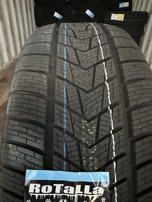 Нови Зимни Гуми Rotalla S330 225/45R19 96V XL НОВ DOT БОРД 2254519