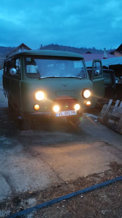 Vand Uaz 452 militar an 1971 perfect functional refacut 4x4