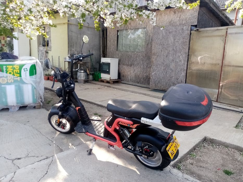 Moped electric harley