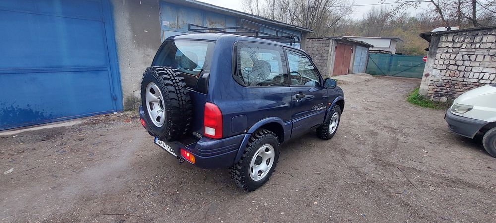 Vand Suzuki grand vitara 2.0 benzina ,AC functional, Volan Dreapta