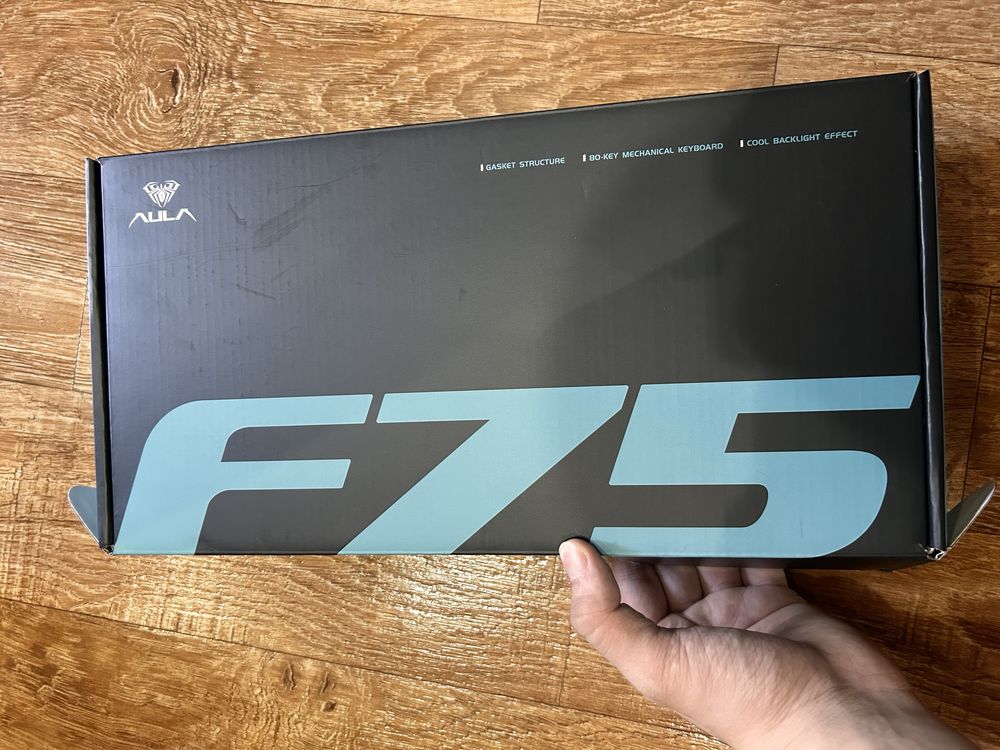 Игроваю клавиатура AULA F75 белый