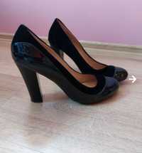 Черни дамски обувки на ток