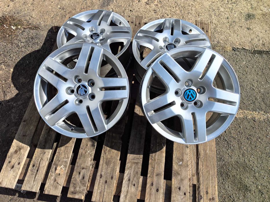 15 цола 5 х 100 мм Фолксваген / Шкода / Сеат / АУДИ - 6 Инча / ЕТ 38