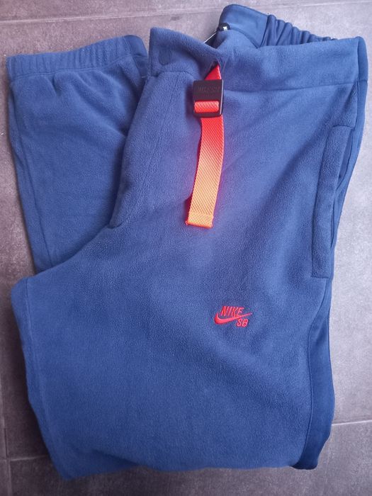 Поларено долнище Nike