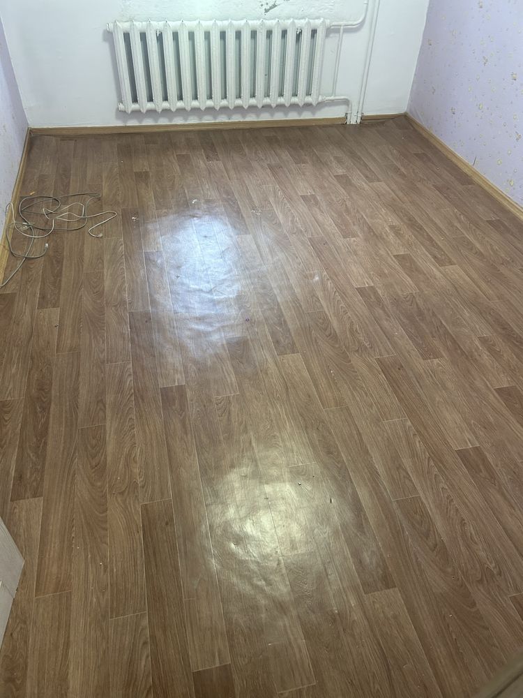 Продам линолеумы б/у