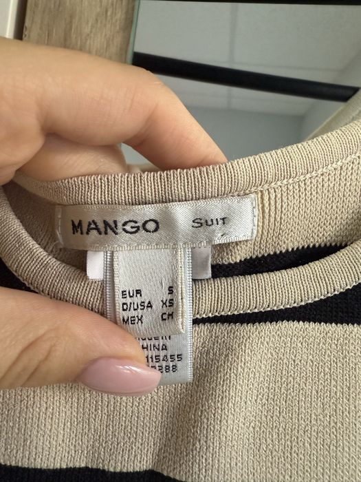 Рокля Mango в черно/рае