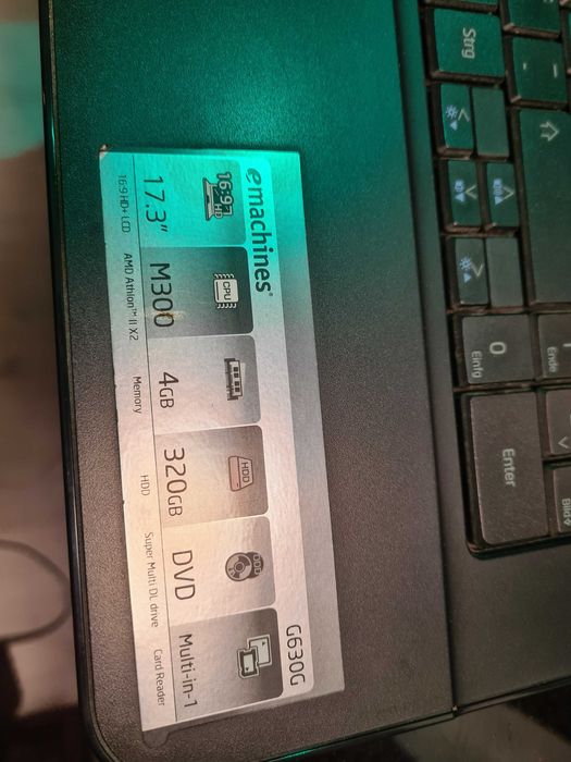 Defect Laptop "17 Emachines g630