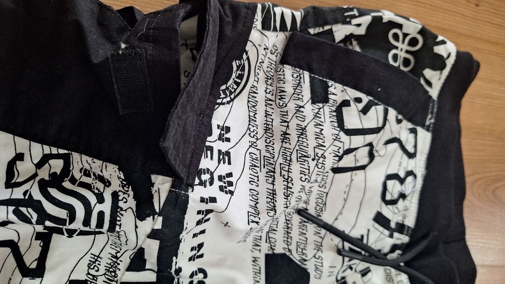 Удобен панталон с много джобове