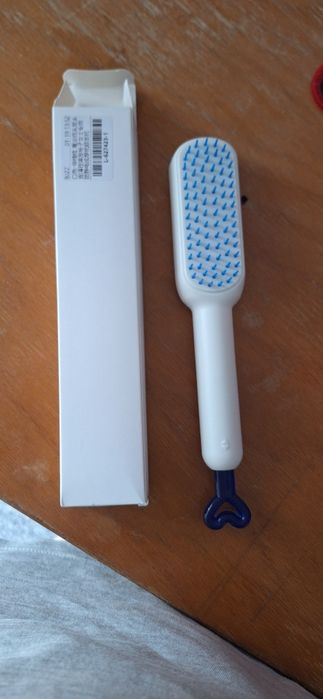 Perie de par din silicon