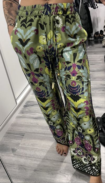 Дамски  дънки и панталони различни модели и цветове