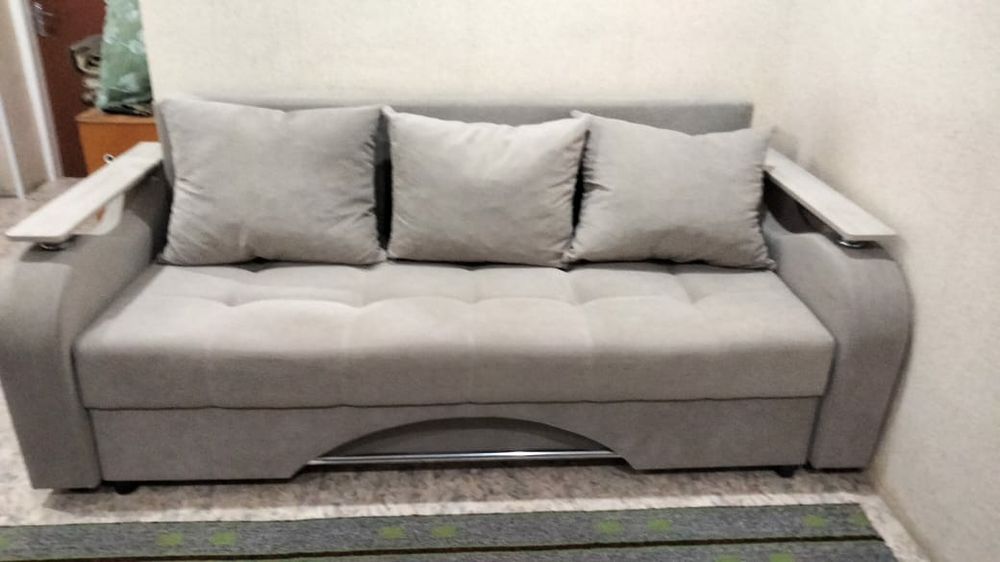 Продам диван раздвижной