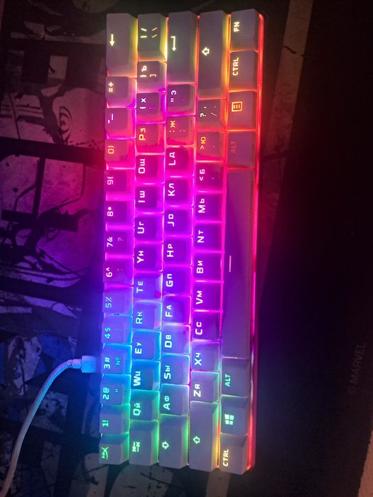 Клавиатура HyperX