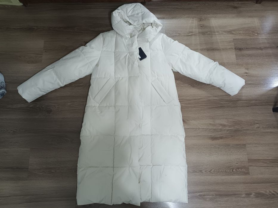 Зимняя фирменная куртка (новая)
