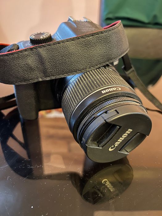 Фотоапарат Canon 4000D