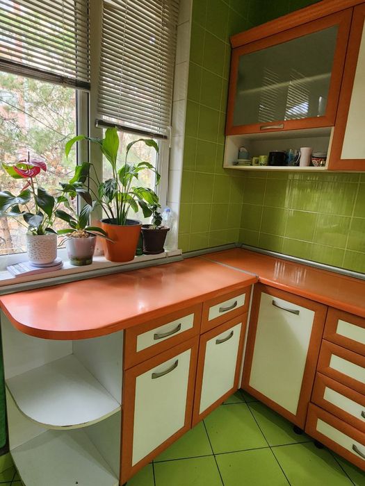 Продается кухонный гарнитур