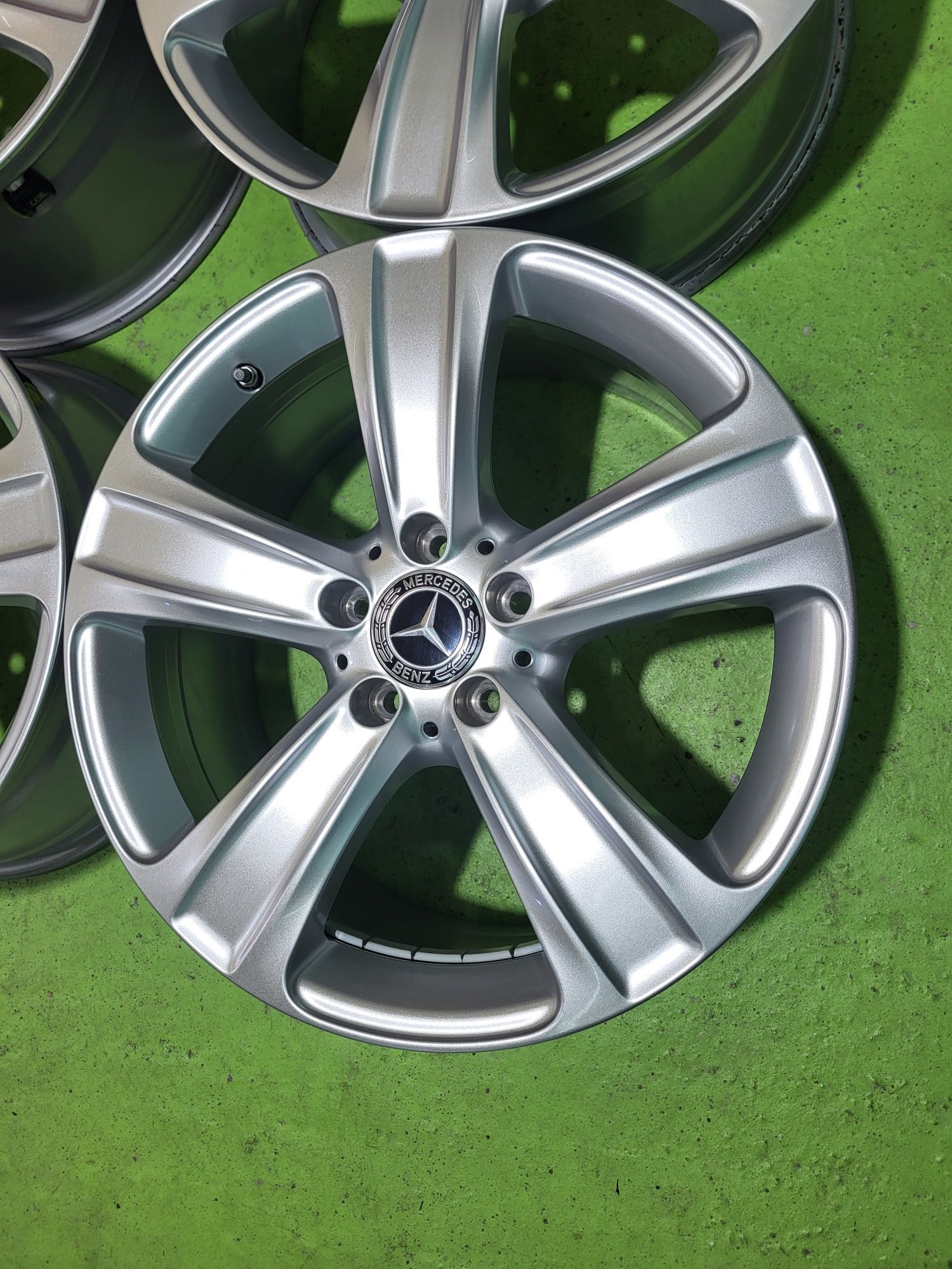 18 5x112 Mercedes E Class W213 W212 C Class GLC GLK 5х112