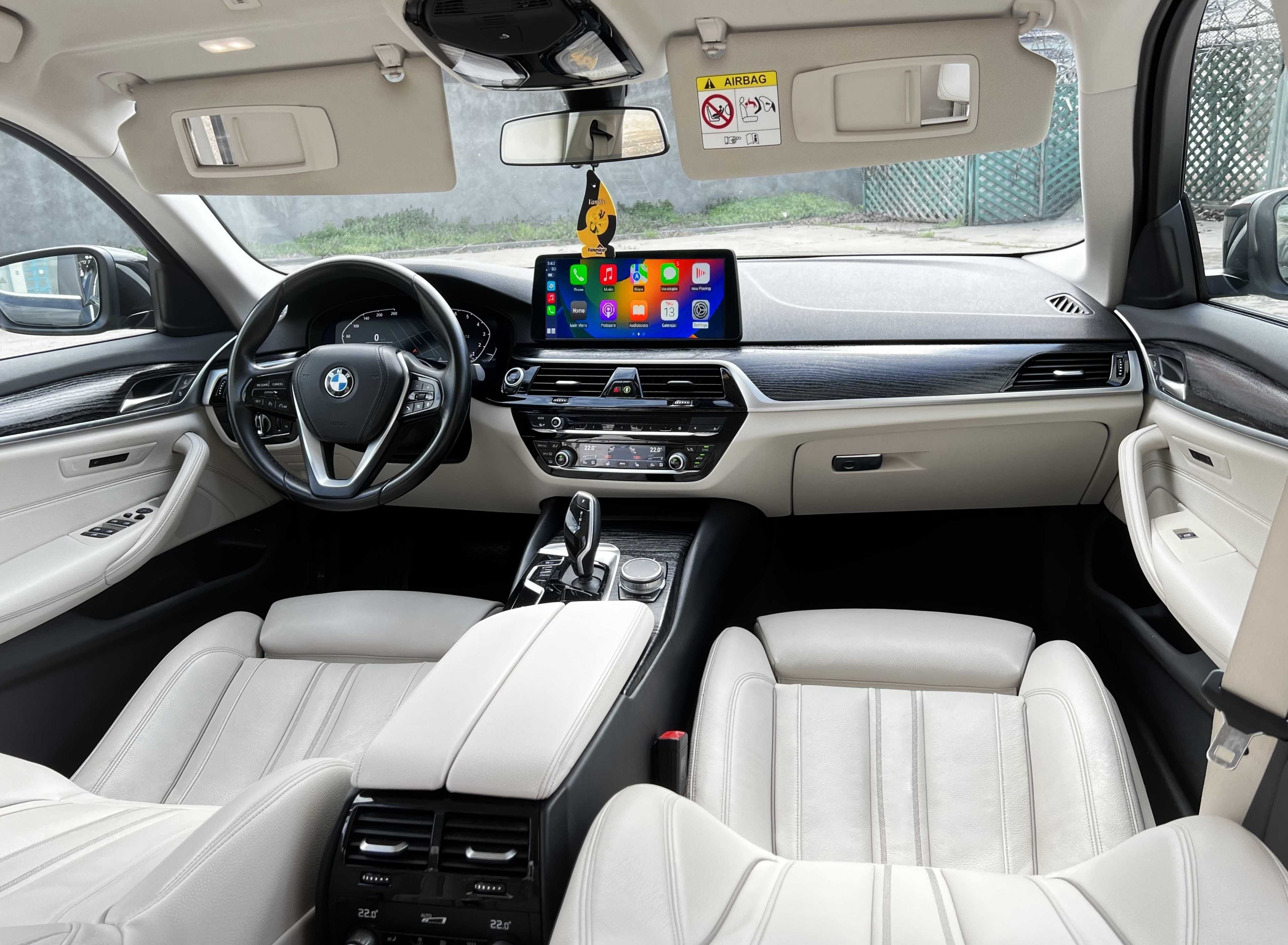 BMW Seria 5 G30 2022 FaceLift Faruri LASER 130.000 KM Interior ALB