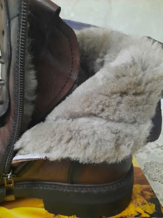 Сапоги зимние ,ручной работы,производство Казахстан.Размер 42.