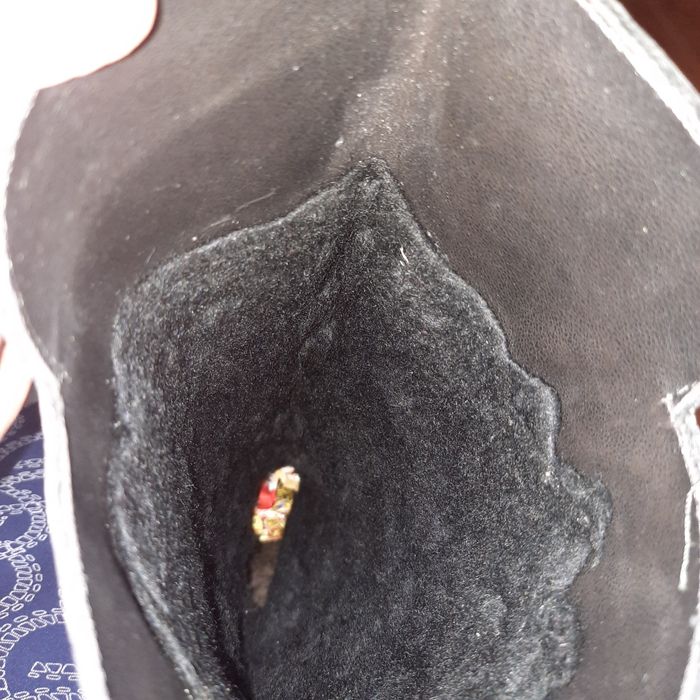 cizme din  piele de porc , originale