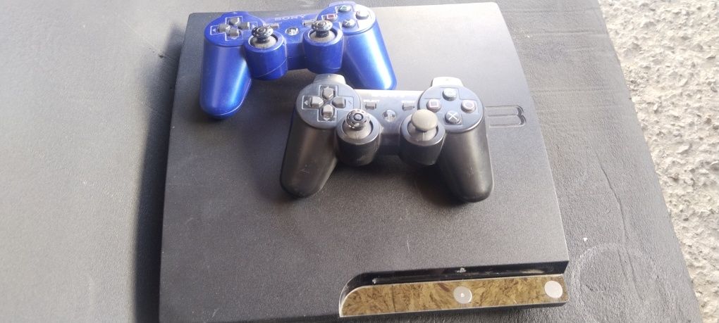 Продам/Обменяю приставку PS3