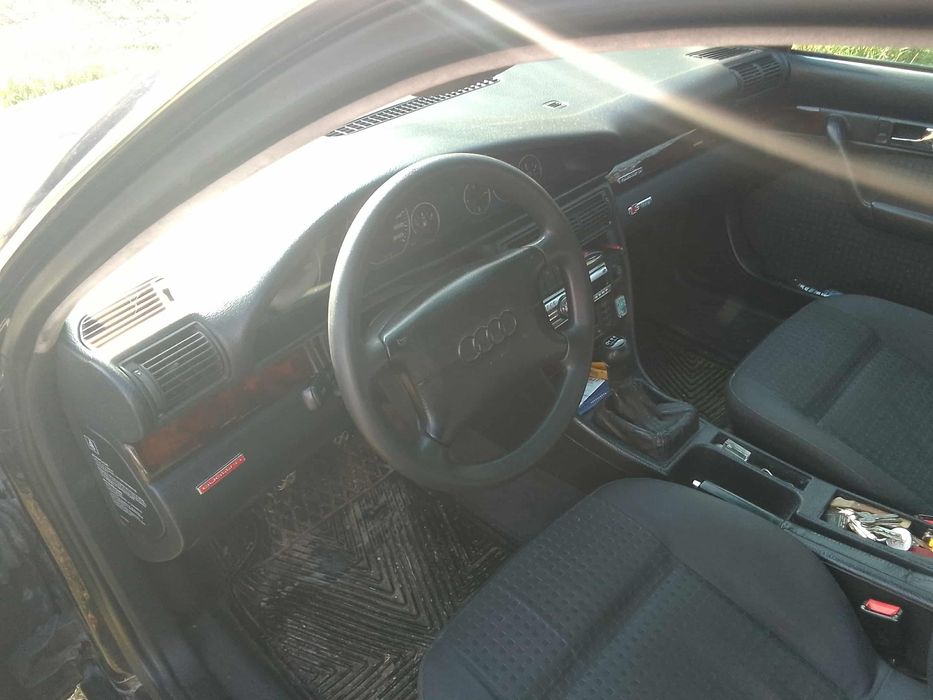 Продавам Ауди А6,C4,1996.