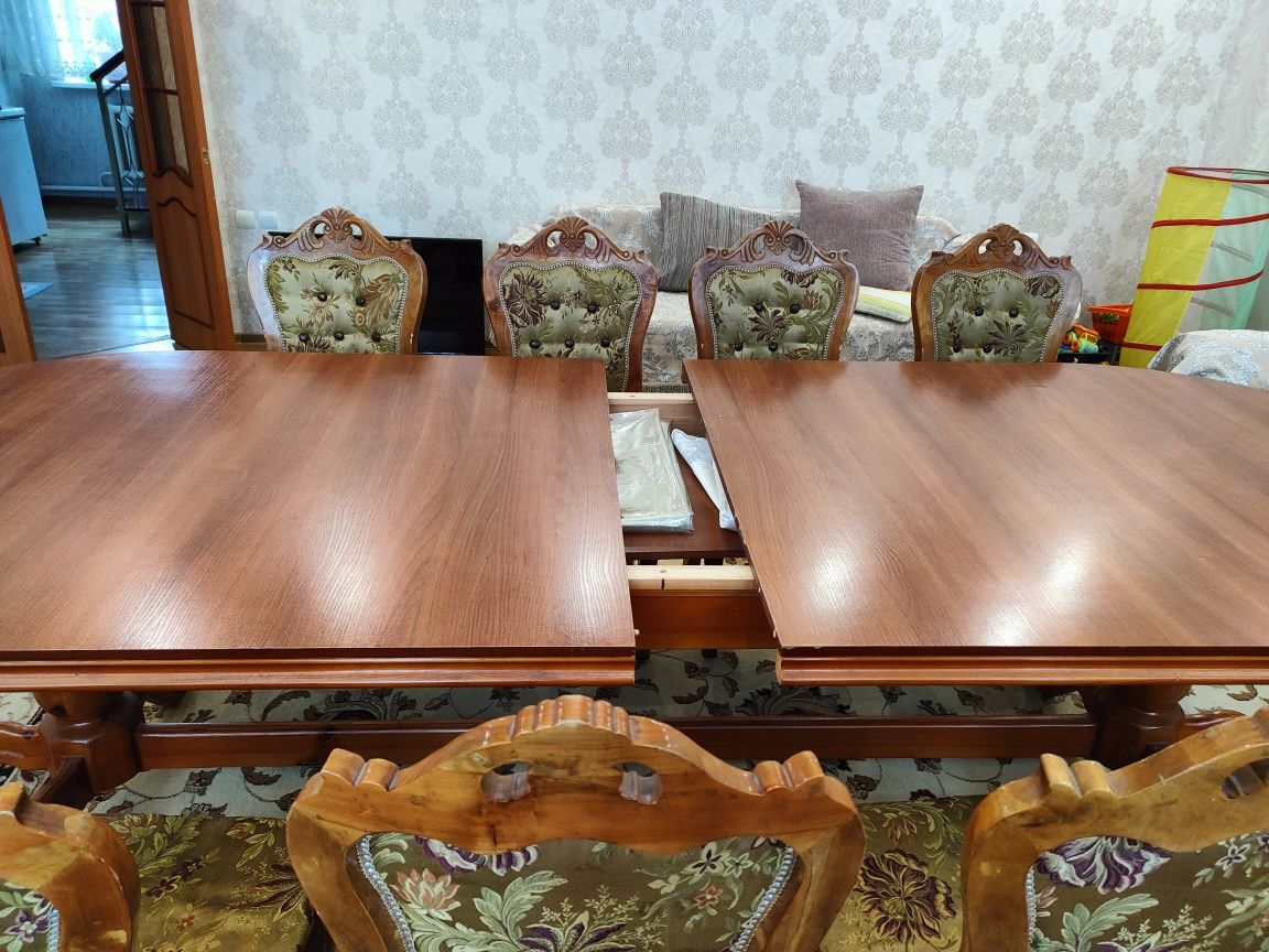 Гостиный стол с 10 стульями "Милан" размер 3×3,5 метра