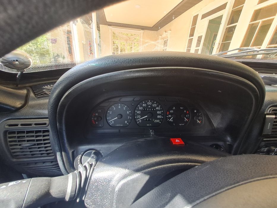 Волга газ 3110 сотилади 2000 йилда ишлаб чикарилган бензин