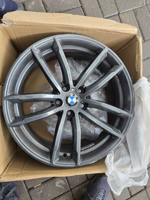 Диски BMW разноширокие оригинальные