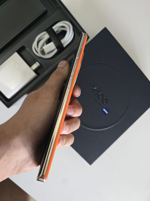 Vivo x100 в полном комплекте