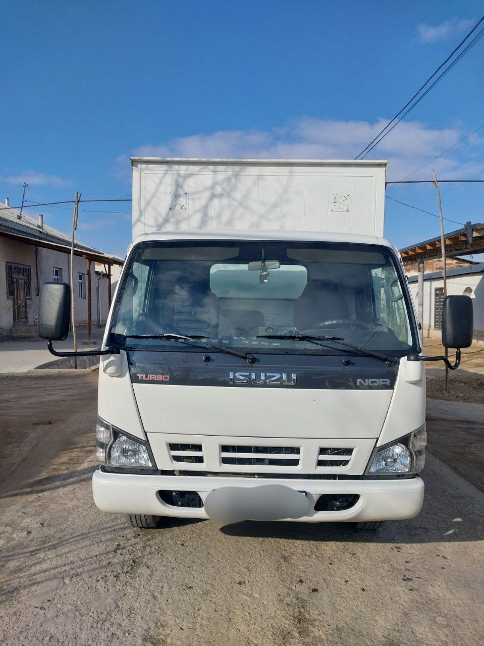 Грузовой автотранспорт.