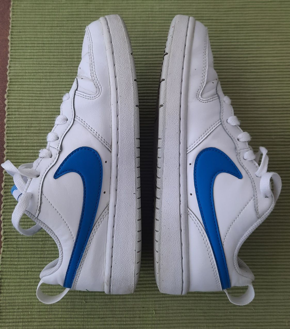 Nike Court Borough Low