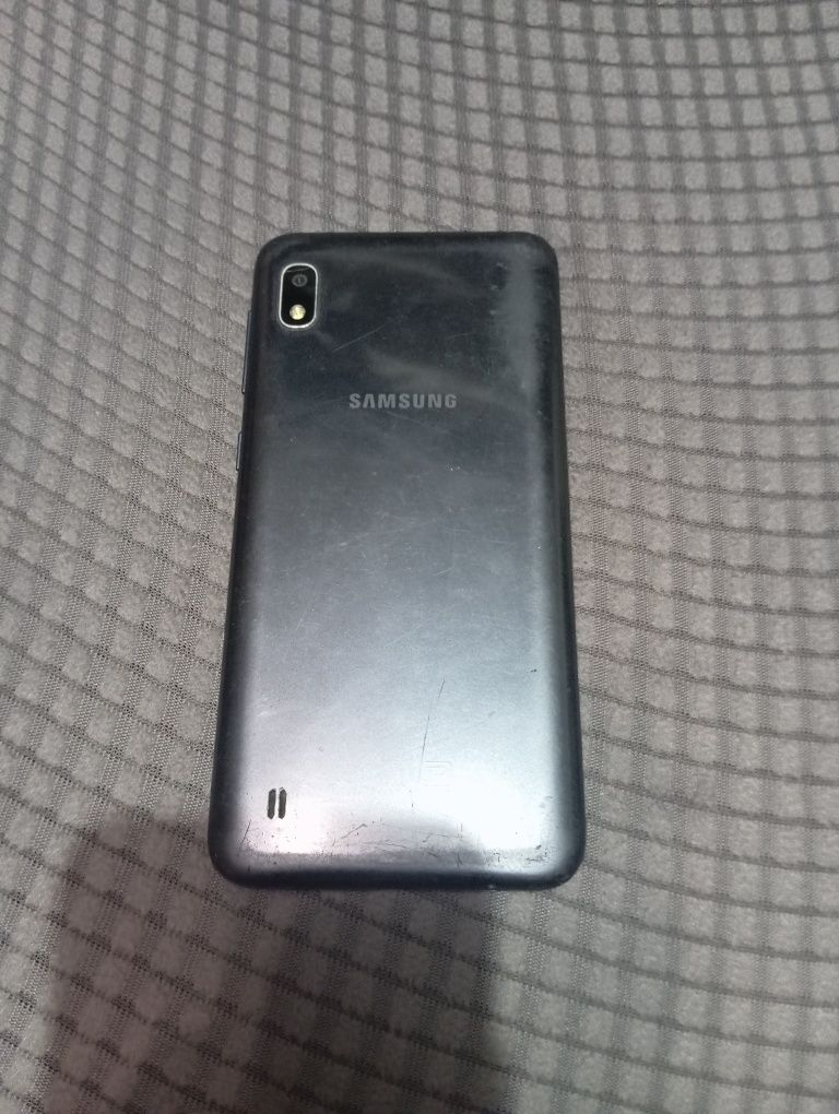 смартфон Samsung galaxy a10