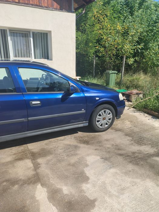 Vând Opel Astra G