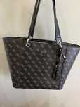 Дамска чанта Guess