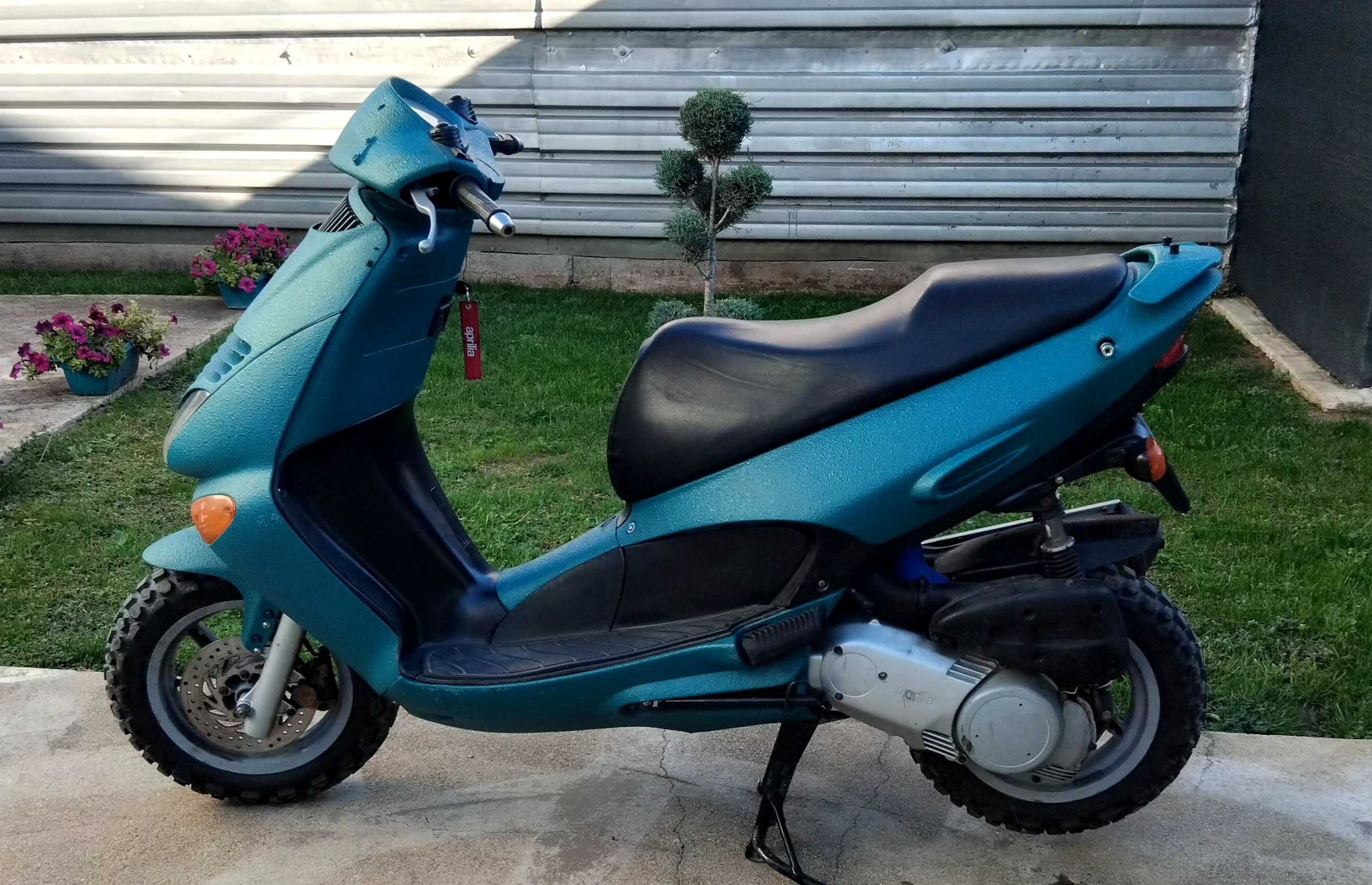 Aprilia Leonardo 150