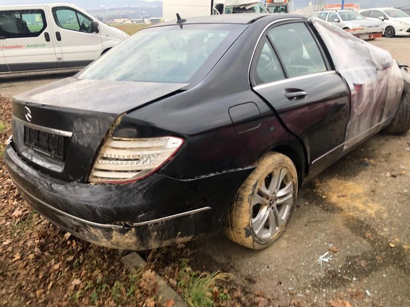 Mercedes-Benz C 180 / Мерцедес С180 на части