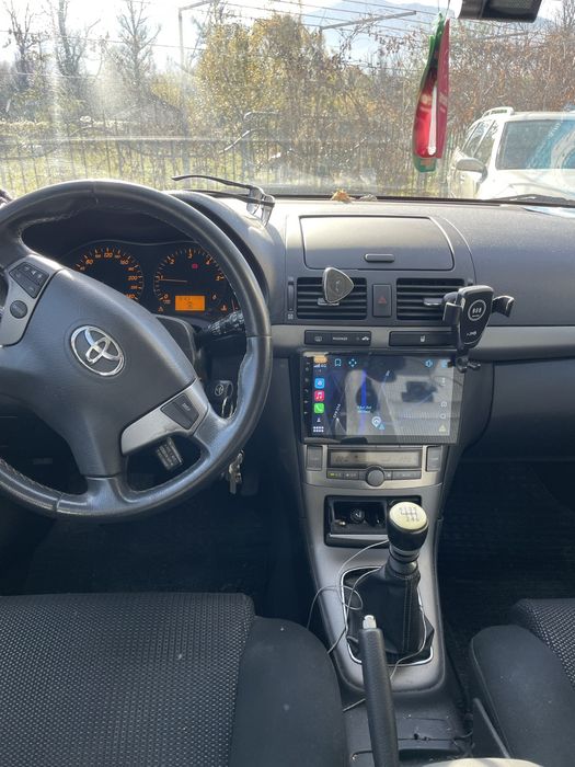 Toyota avensis 2008 2.2 177 cp