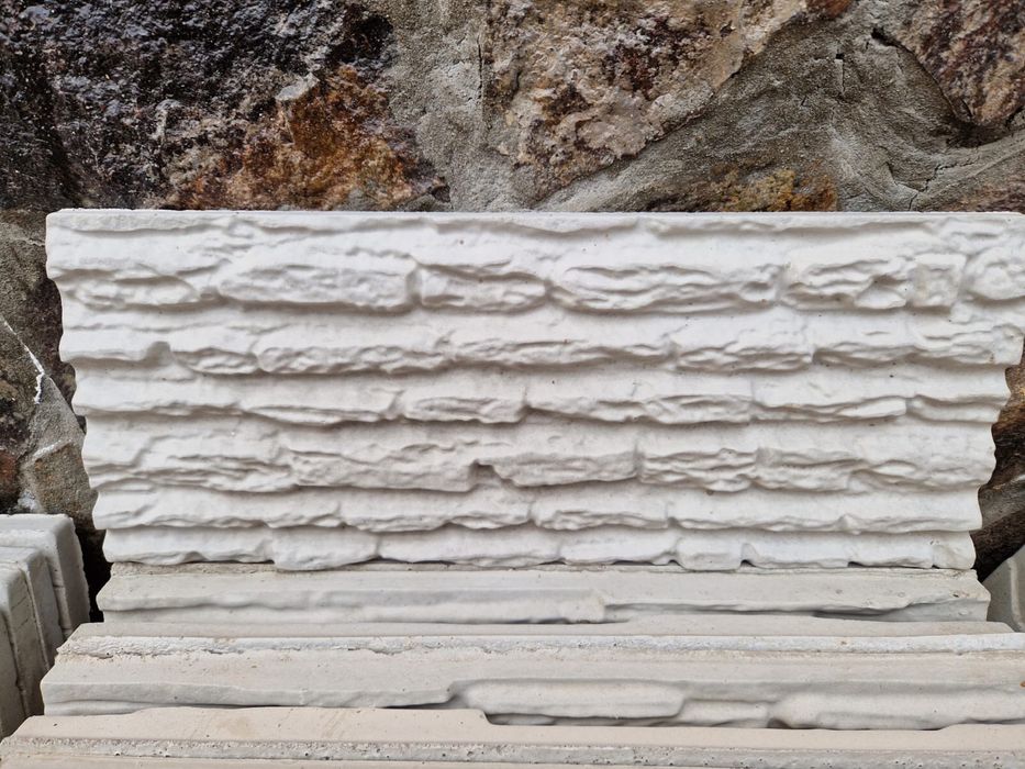 Piatra decorativa din beton pentru interior sau exterior